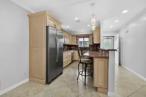 59 Plymouth G West Palm Beach FL 33417