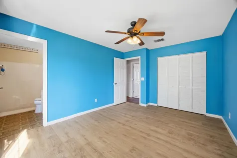 402 Sw Eastport Circle Port Saint Lucie FL 34953
