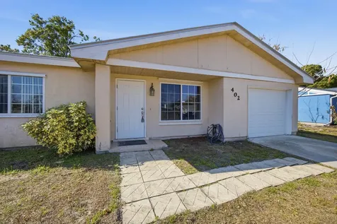 402 Sw Eastport Circle Port Saint Lucie FL 34953
