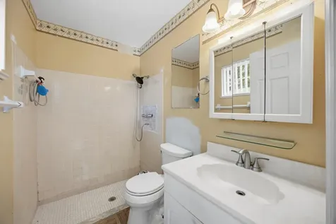 402 Sw Eastport Circle Port Saint Lucie FL 34953