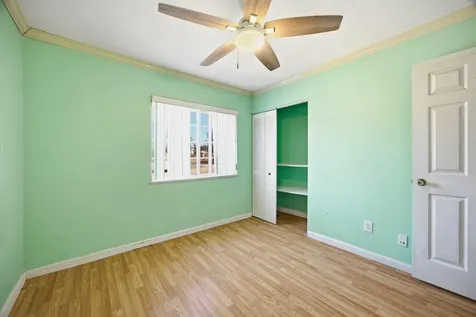 402 Sw Eastport Circle Port Saint Lucie FL 34953