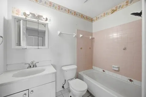 402 Sw Eastport Circle Port Saint Lucie FL 34953