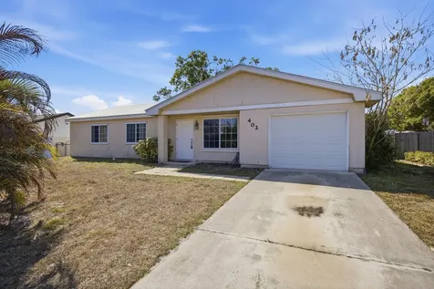402 Sw Eastport Circle Port Saint Lucie FL 34953