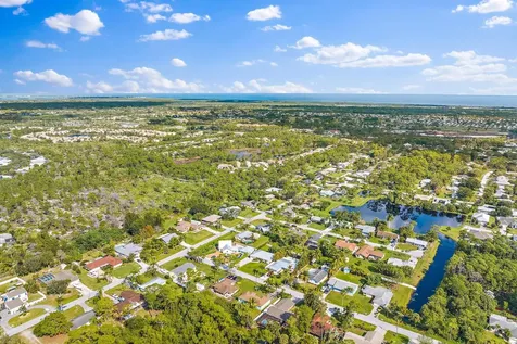 5854 SE Orange Blossom Trail Hobe Sound FL 33455