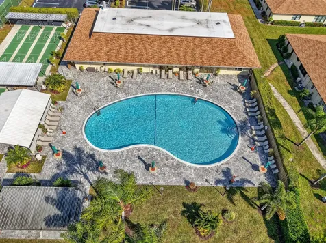 5230 Nesting Way Delray Beach FL 33484
