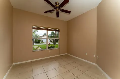806 SW Rocky Bayou Terrace Port Saint Lucie FL 34986