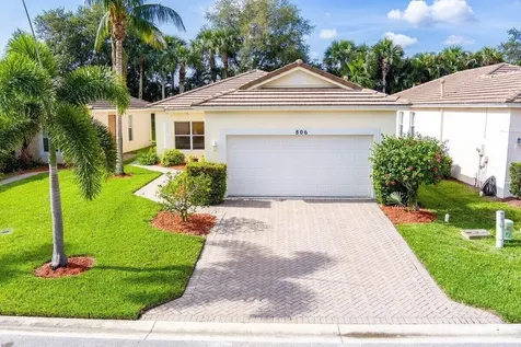 806 SW Rocky Bayou Terrace Port Saint Lucie FL 34986