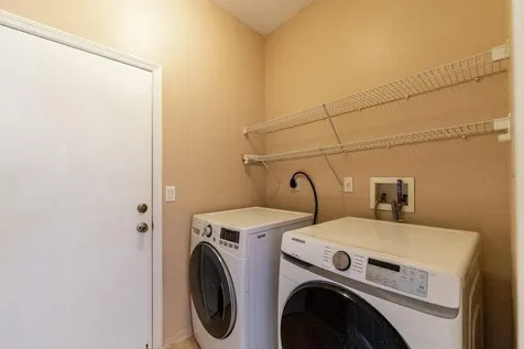 806 SW Rocky Bayou Terrace Port Saint Lucie FL 34986