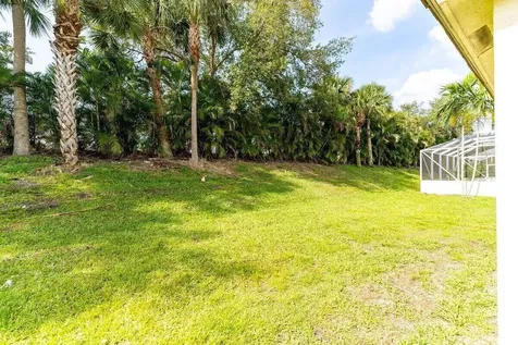 806 SW Rocky Bayou Terrace Port Saint Lucie FL 34986