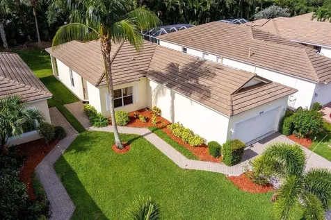 806 SW Rocky Bayou Terrace Port Saint Lucie FL 34986