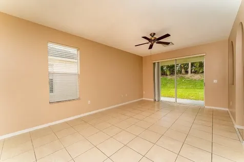 806 SW Rocky Bayou Terrace Port Saint Lucie FL 34986