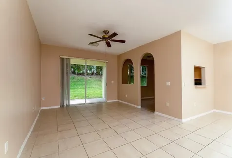 806 SW Rocky Bayou Terrace Port Saint Lucie FL 34986