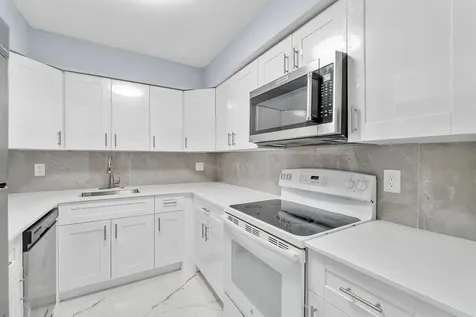 9960 Pineapple Tree Drive Boynton Beach FL 33436