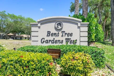 9960 Pineapple Tree Drive Boynton Beach FL 33436