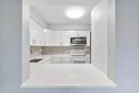 9960 Pineapple Tree Drive Boynton Beach FL 33436