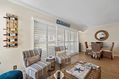 1605 S Us Highway 1 Jupiter FL 33477