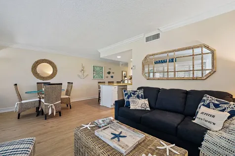 1605 S Us Highway 1 Jupiter FL 33477