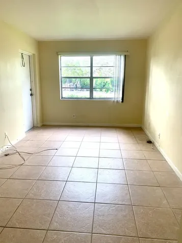 4141 NW 90th Avenue Coral Springs FL 33065
