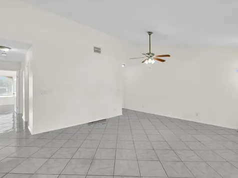 815 W Boynton Beach Boulevard Boynton Beach FL 33426