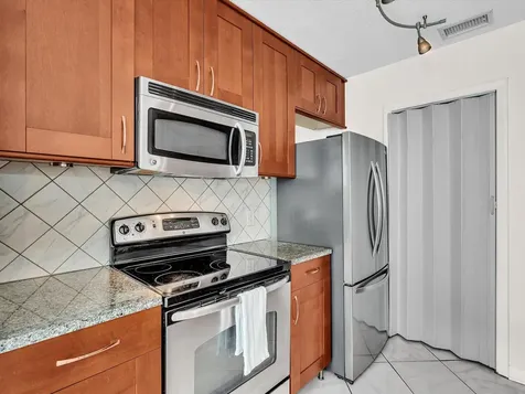 815 W Boynton Beach Boulevard Boynton Beach FL 33426