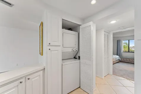 1605 S Us Highway 1 Jupiter FL 33477