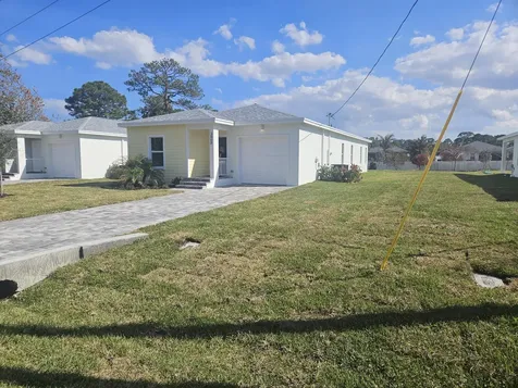 3868 Se Grant Street Stuart FL 34997