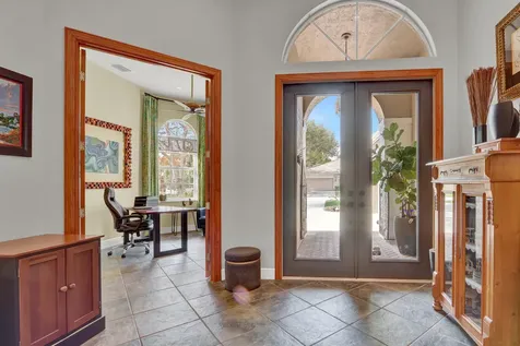 8052 Links Way Port Saint Lucie FL 34986