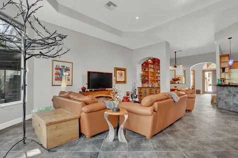 8052 Links Way Port Saint Lucie FL 34986