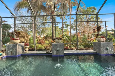 8052 Links Way Port Saint Lucie FL 34986