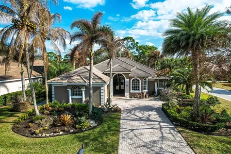 8052 Links Way Port Saint Lucie FL 34986