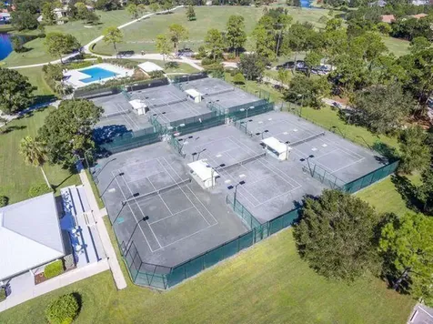 8052 Links Way Port Saint Lucie FL 34986