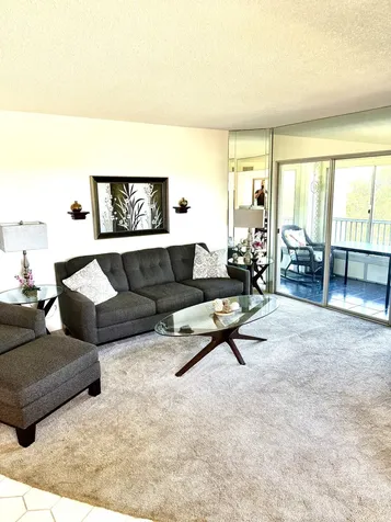 3524 Via Poinciana Lake Worth FL 33467