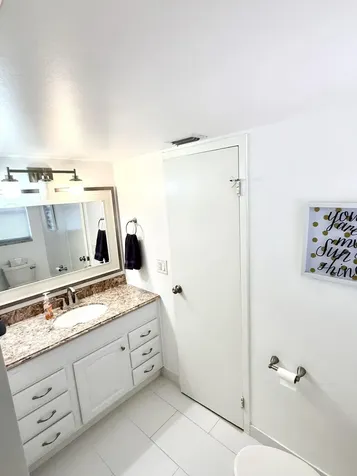3524 Via Poinciana Lake Worth FL 33467