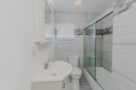 112 W 34th Street Riviera Beach FL 33404