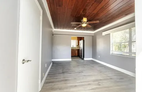 112 W 34th Street Riviera Beach FL 33404