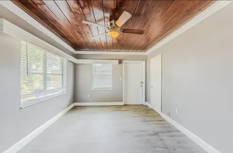 112 W 34th Street Riviera Beach FL 33404