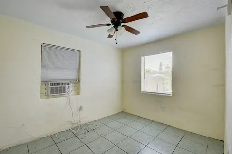 1109 S E Street Lake Worth Beach FL 33460