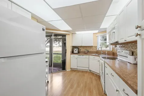 3755 Via Poinciana Lake Worth FL 33467