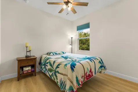 9225 103rd Court Vero Beach FL 32967