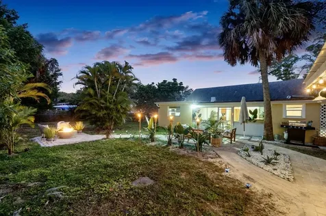 727 S Lake Drive Lantana FL 33462