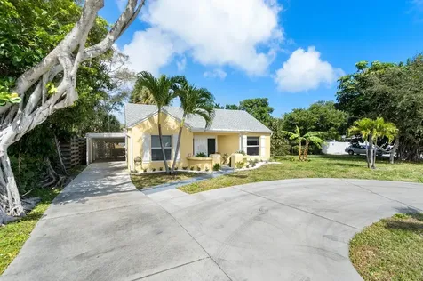 727 S Lake Drive Lantana FL 33462