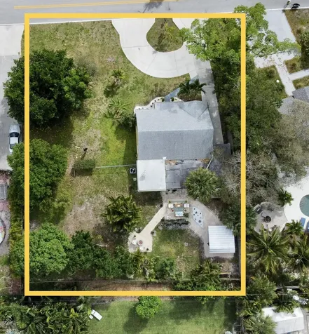 727 S Lake Drive Lantana FL 33462