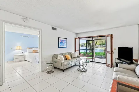 5380 Cedar Lake Drive Boynton Beach FL 33437