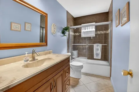 700 Canal Way Boynton Beach FL 33426