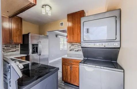 112 W 34th Street Riviera Beach FL 33404