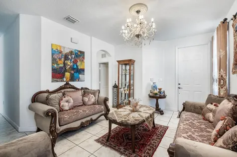 8741 Nw 110th Avenue Doral FL 33178