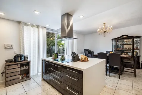 8741 Nw 110th Avenue Doral FL 33178