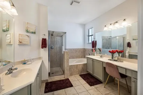 8741 Nw 110th Avenue Doral FL 33178