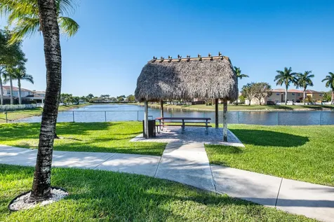 8741 Nw 110th Avenue Doral FL 33178