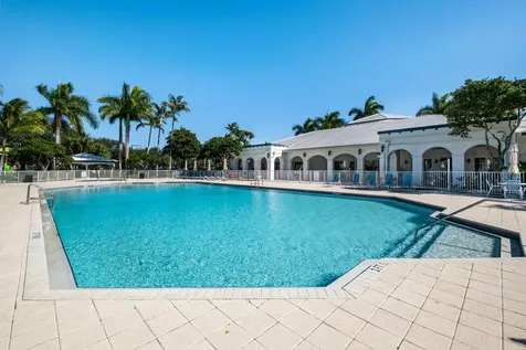 8741 Nw 110th Avenue Doral FL 33178